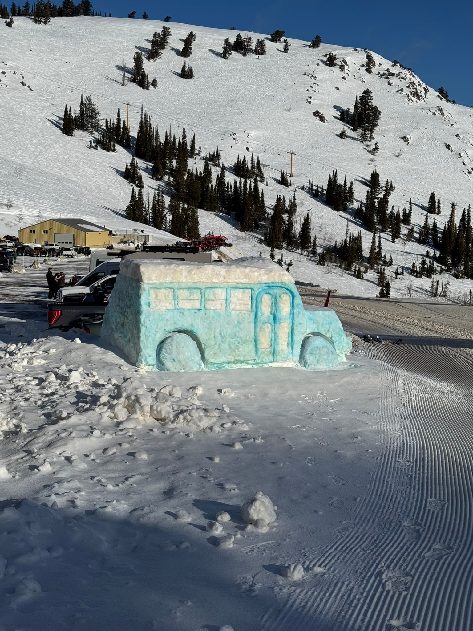 Snow bus at Powder Mountain